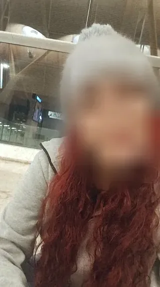 Isabel, 29