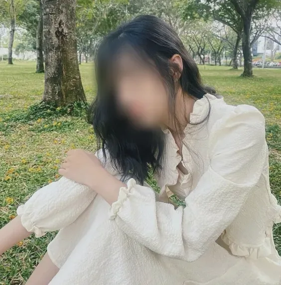 Karin, 20