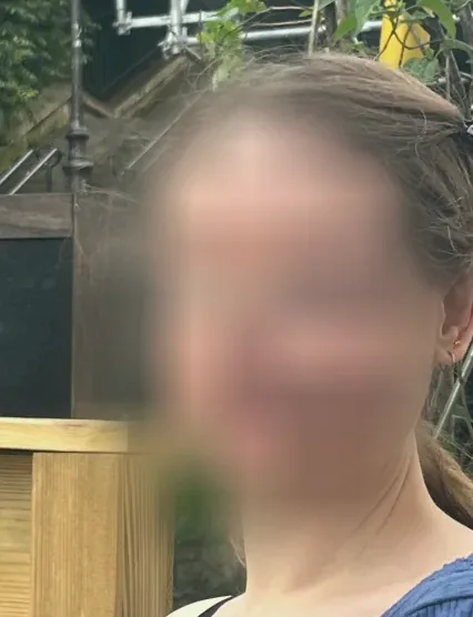 Nathalie, 34
